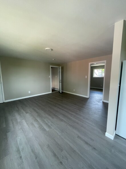 Primary Photo - 2303 Wyoming St