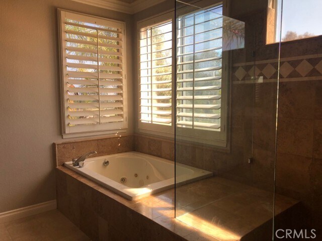 Building Photo - 27452 Avanti Dr