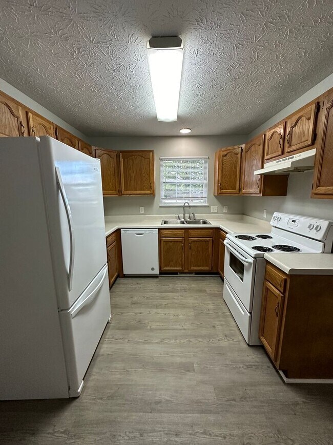 Building Photo - 2810 Duroc Dr