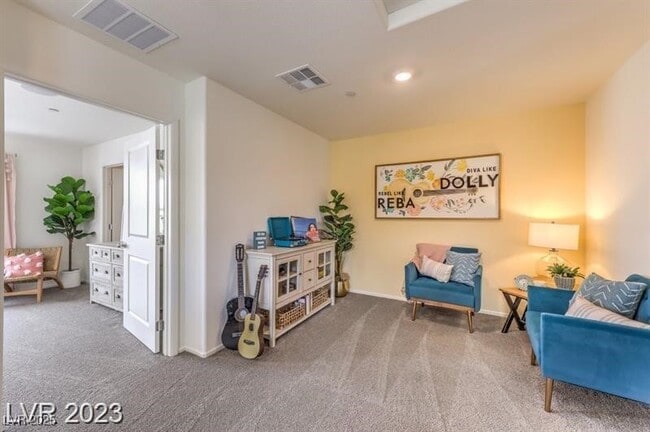 Building Photo - 9114 Hitmaker St