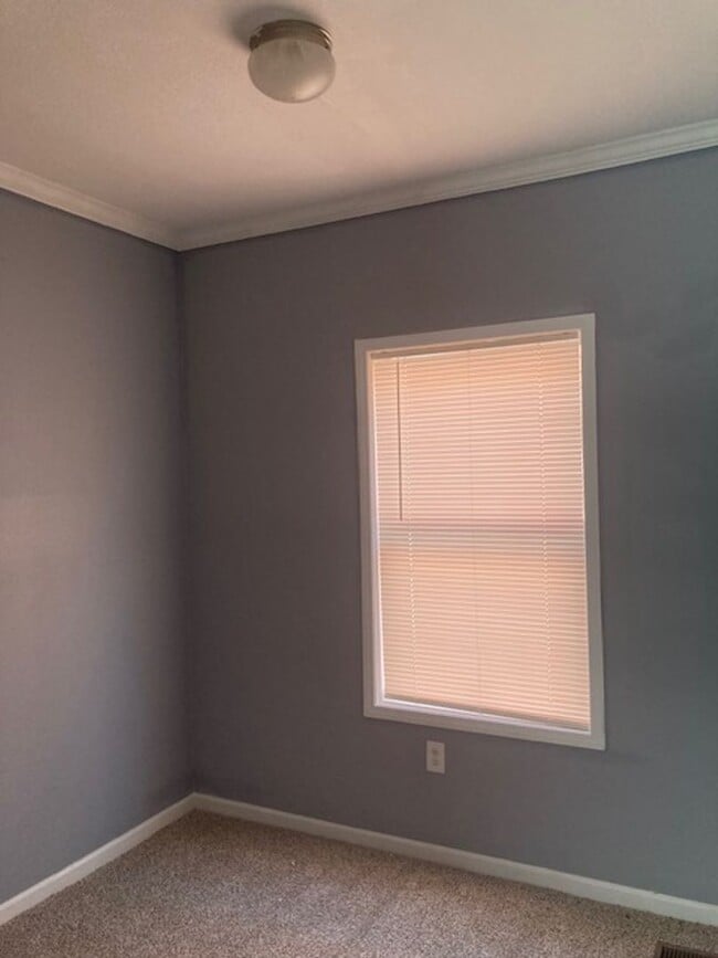 Building Photo - Gulfport 3 Bedroom