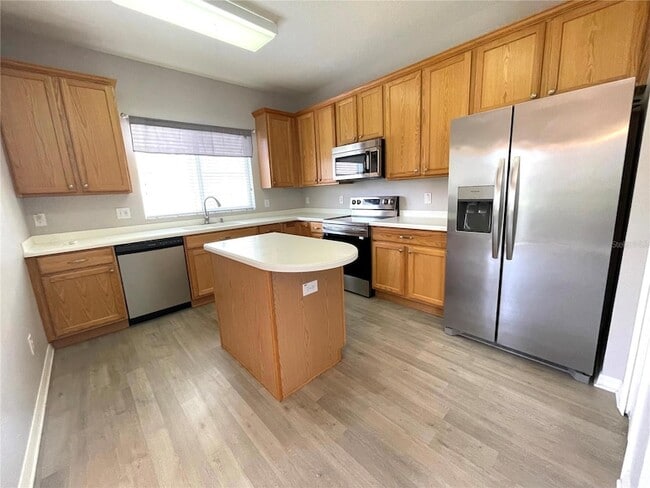Building Photo - 17535 Stinchar Dr