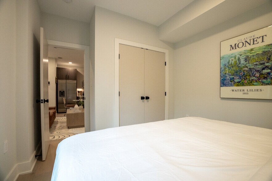 Building Photo - 3934 14th St NW