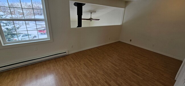 Building Photo - Newly Renovated 3Bed 1.5 Bath House Available in Heart of Bozeman