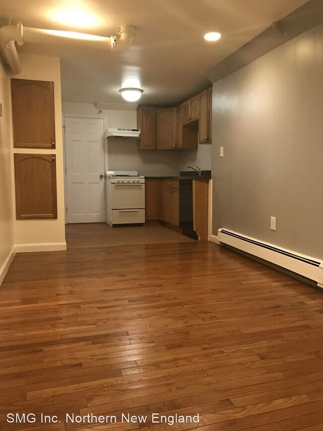 Building Photo - 18 Belmont St