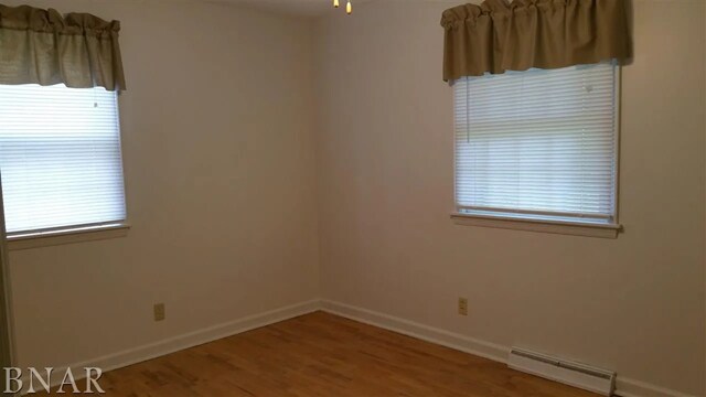Building Photo - 806 S Cottage Ave