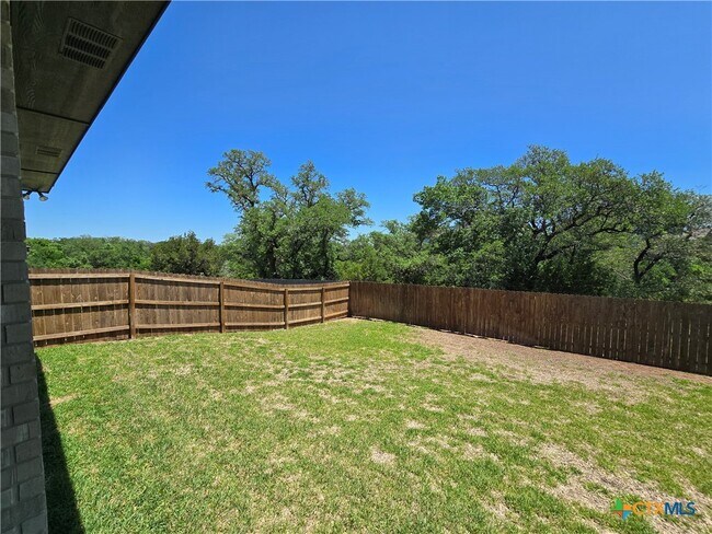 Building Photo - 7802 Gold Dr