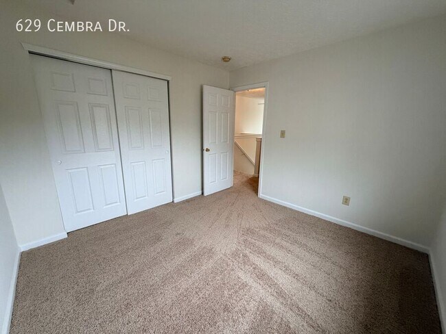 Building Photo - 629 Cembra Dr