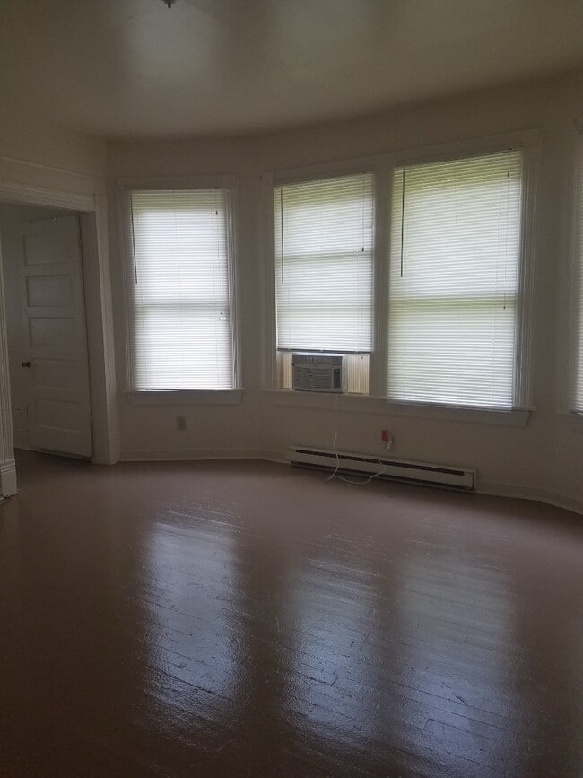 Building Photo - 616 Harrison St