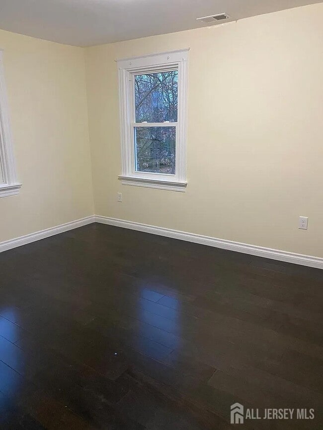 Building Photo - 209 Gatzmer Ave