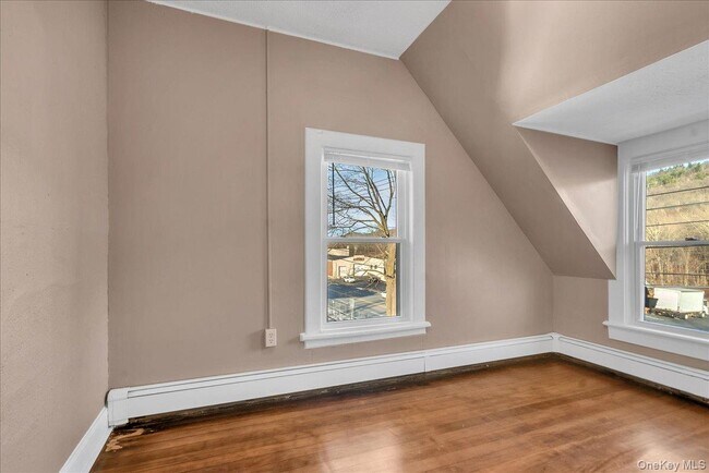 Building Photo - 10 Spartan Pl