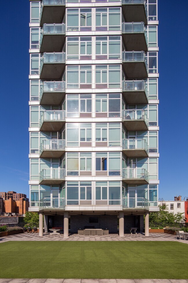 Building Photo - 163 Washington Ave