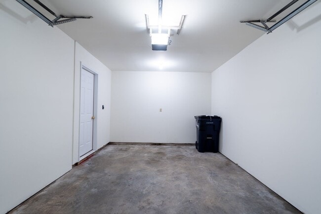 Building Photo - 3507-3509 Delmar Ct.