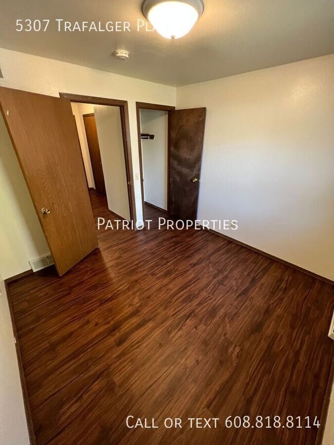 Building Photo - 5307 Trafalger Pl