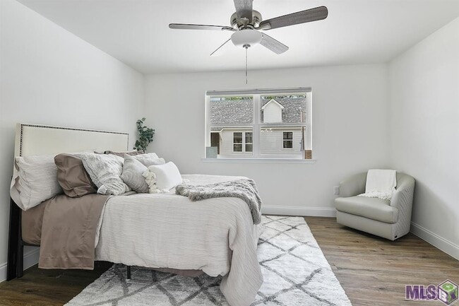 Building Photo - 212 Centerville St NE