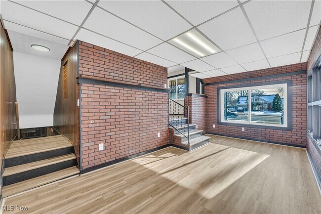 Building Photo - 27681 Lakeshore Blvd