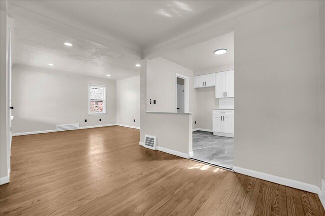 Building Photo - 14188 Collingham Dr