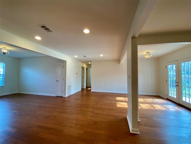 Building Photo - 2003 Patton Ln