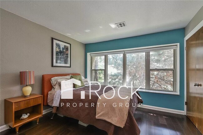 Building Photo - Urban Living in Downtown OKC - 3 Bedrooms/2 Bathrooms with Reserved Covered Parking