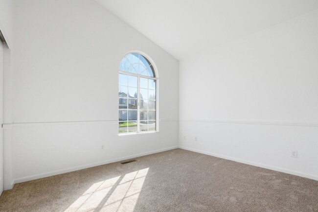 Building Photo - Desirable North Napa 3 Bed Single-Family Home