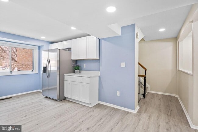 Building Photo - 9411 Merryrest Rd