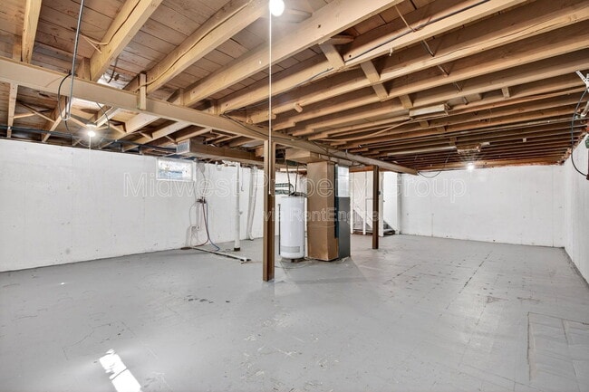 Building Photo - 409 Shepley Dr