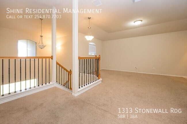 Building Photo - 1313 Stonewall Ridge