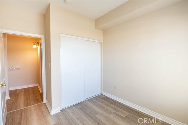 Building Photo - 719 E Providencia Ave