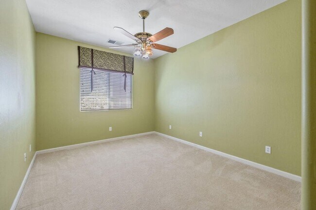 Building Photo - 6124 W Delaware Ct