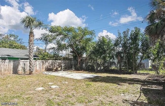 Building Photo - 5457 Ninth Ave