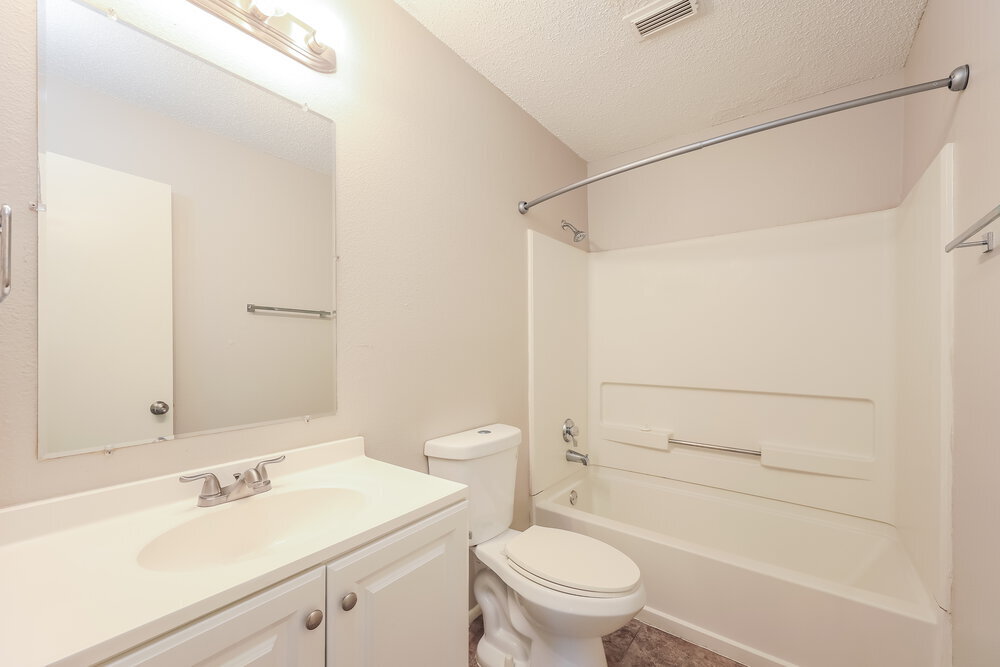 Building Photo - 3191 Beacon Field Dr