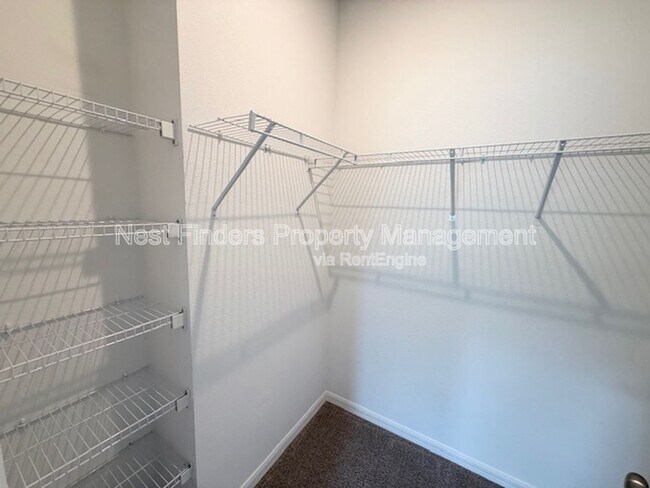 Building Photo - 358 Annies Pl