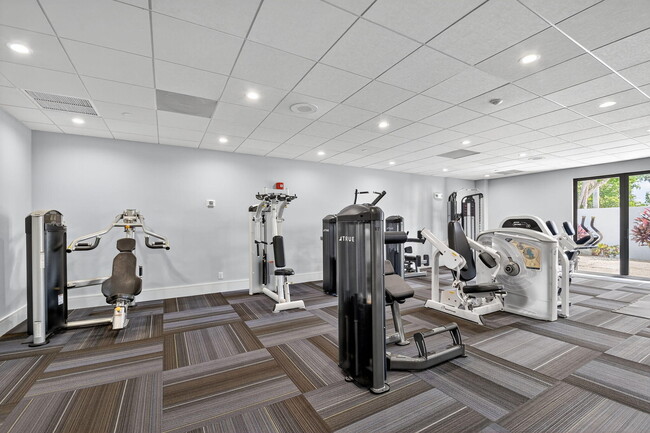 Building Photo - 7370 S Oriole Blvd