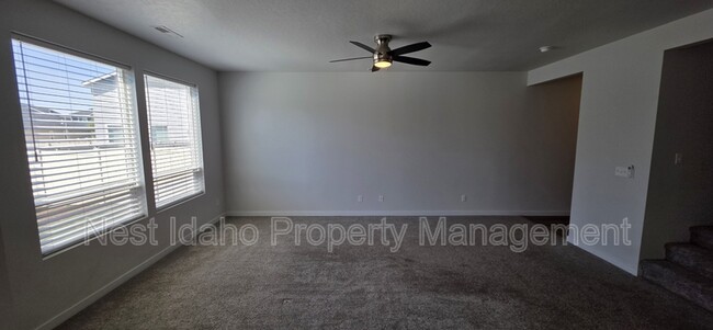 Building Photo - 4005 W Peak Cloud Dr