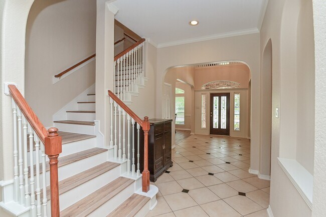 Building Photo - 7218 Spring Run Ln