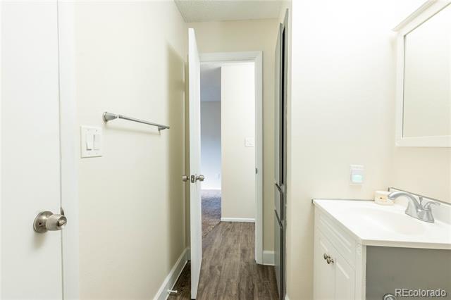 Building Photo - 7185 S Gaylord St