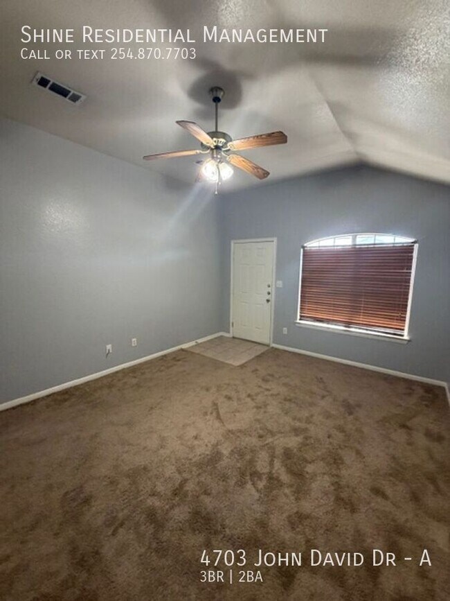 Building Photo - 4703 John David Dr