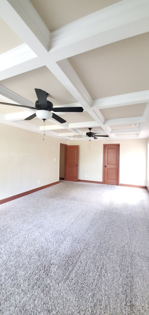 Building Photo - Spectacular!