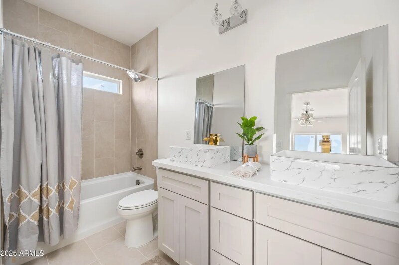 Building Photo - 38167 W San Juan Ave