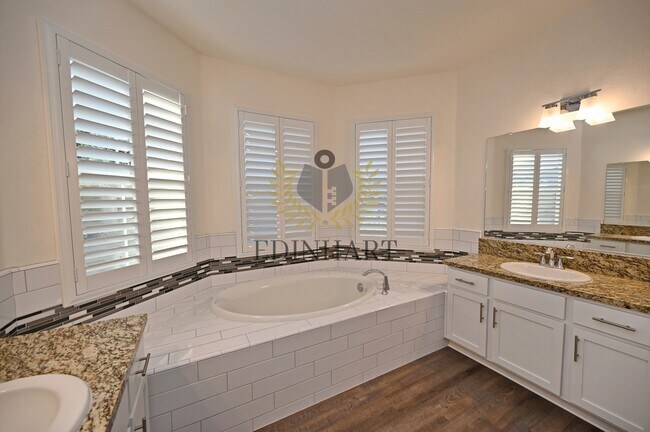 Building Photo - 4410 Langden Dr