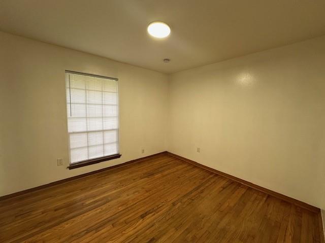 Building Photo - 115 W Pine Ave