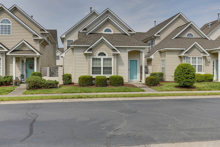 Primary Photo - 1553 Wynd Crest Way