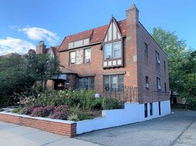 Building Photo - 6749 Juno St