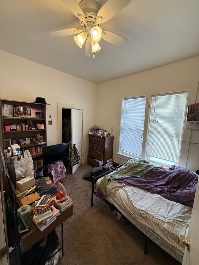 Building Photo - 610 Niagara St