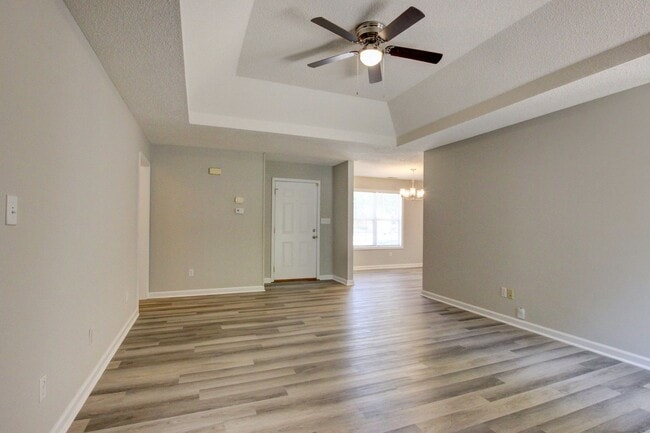 Building Photo - Stunning Brick Front Home With Fireplace And Hardwood Flooring In Sango Area