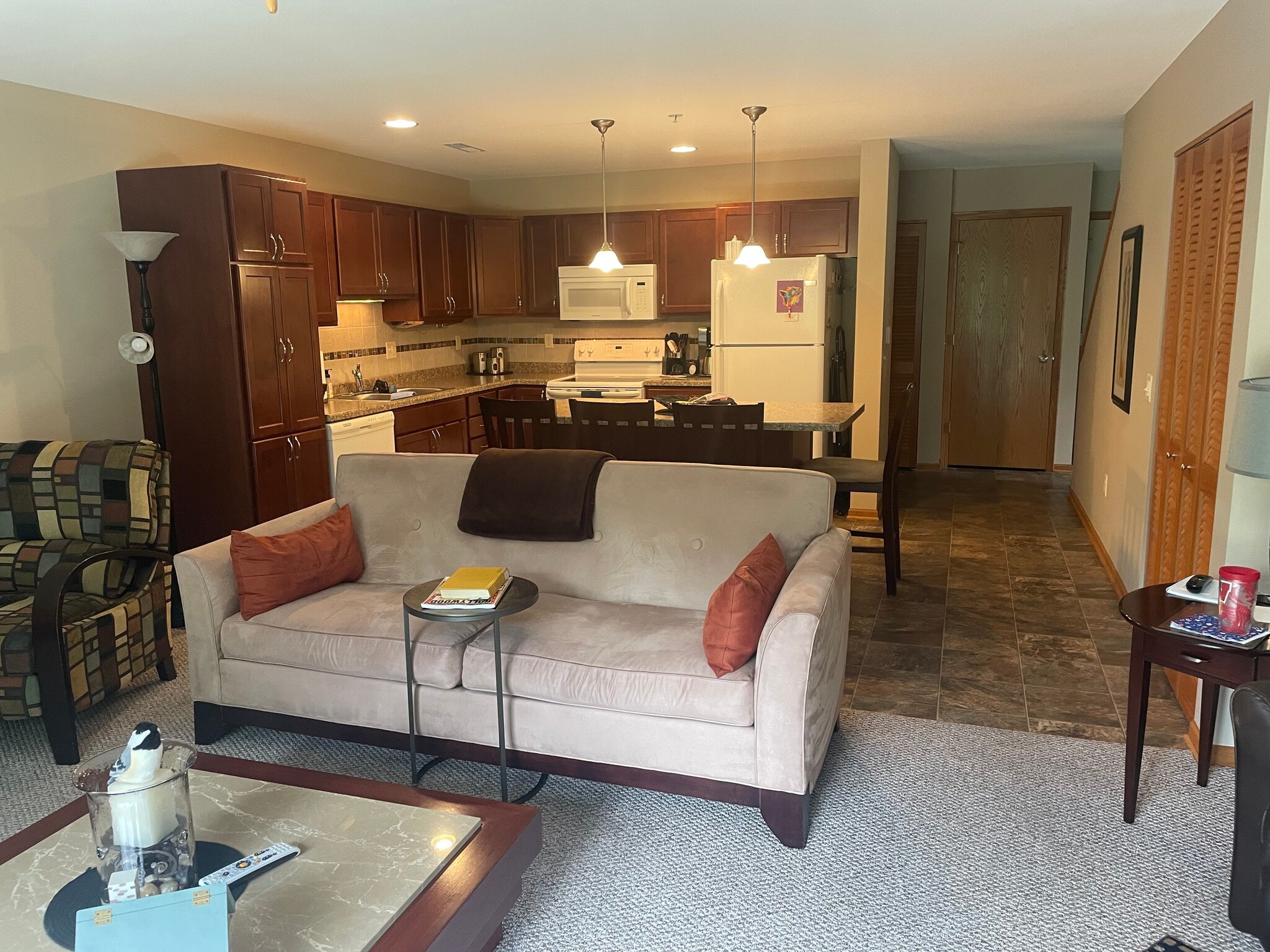 Building Photo - 5571 Osborn Dr