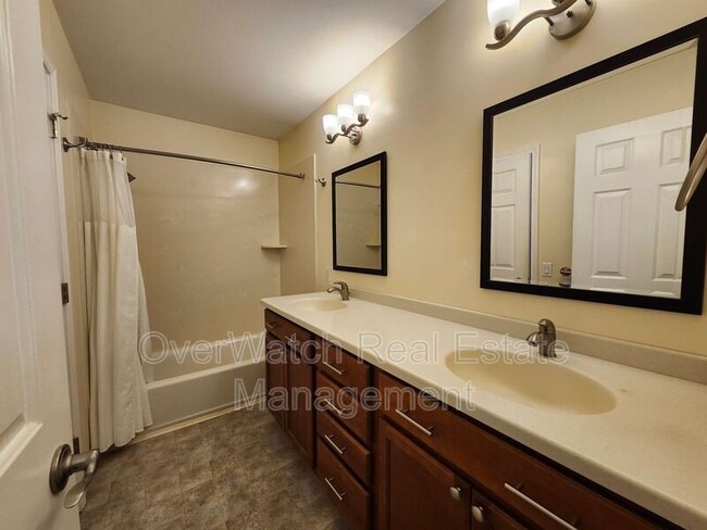 Building Photo - 2421 Asterion Cir