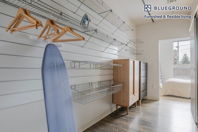 Building Photo - 5 Glassworks Ave