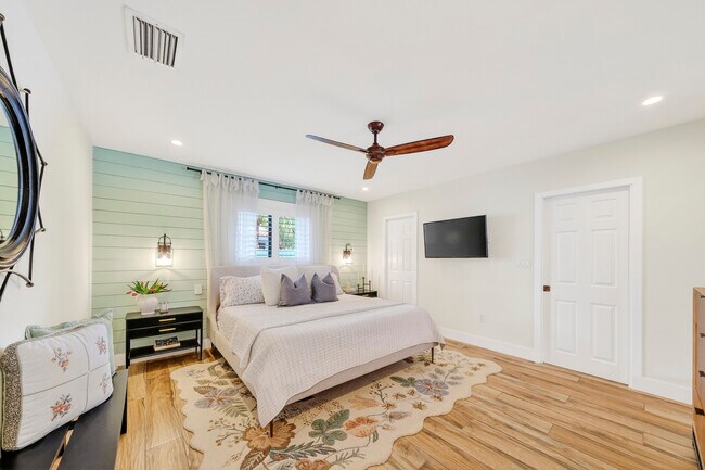 Building Photo - 8820 SW 85th Terrace