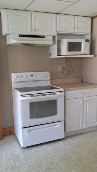 Building Photo - 1311 S State St